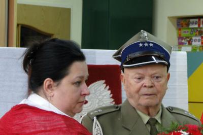 img030.jpg